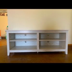 Entertainment/Media Center